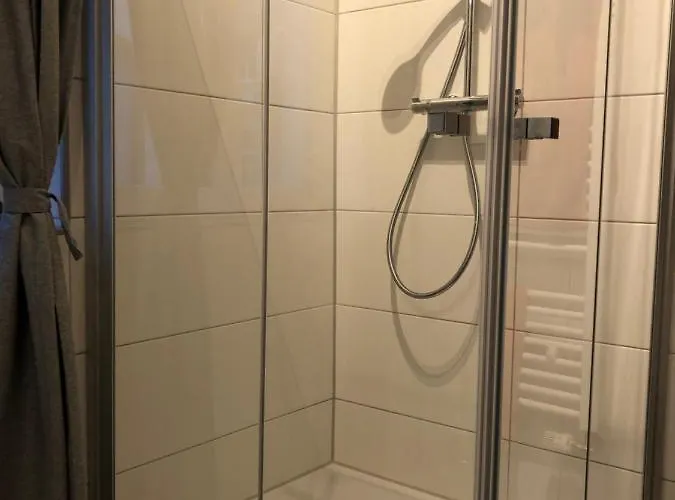 Am Schelfmarkt * 什未林